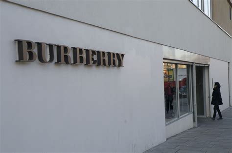 burberry outlet hackney|burberry outlet hackney sale.